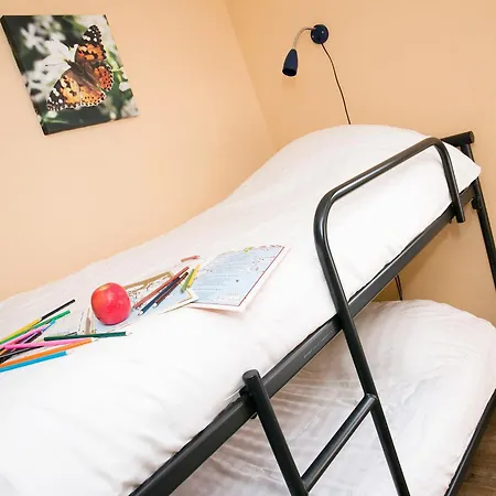 Holiday home Enjoy A 6-person Bungalow, Cleaning Included Zevenhuizen (Zuidplas)