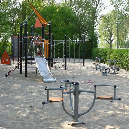 Cozy Family Bunglow In Zevenhuizen, Cleaning Included